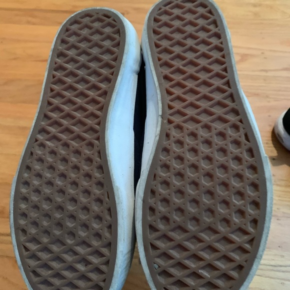 Youth vans - Picture 8 of 16